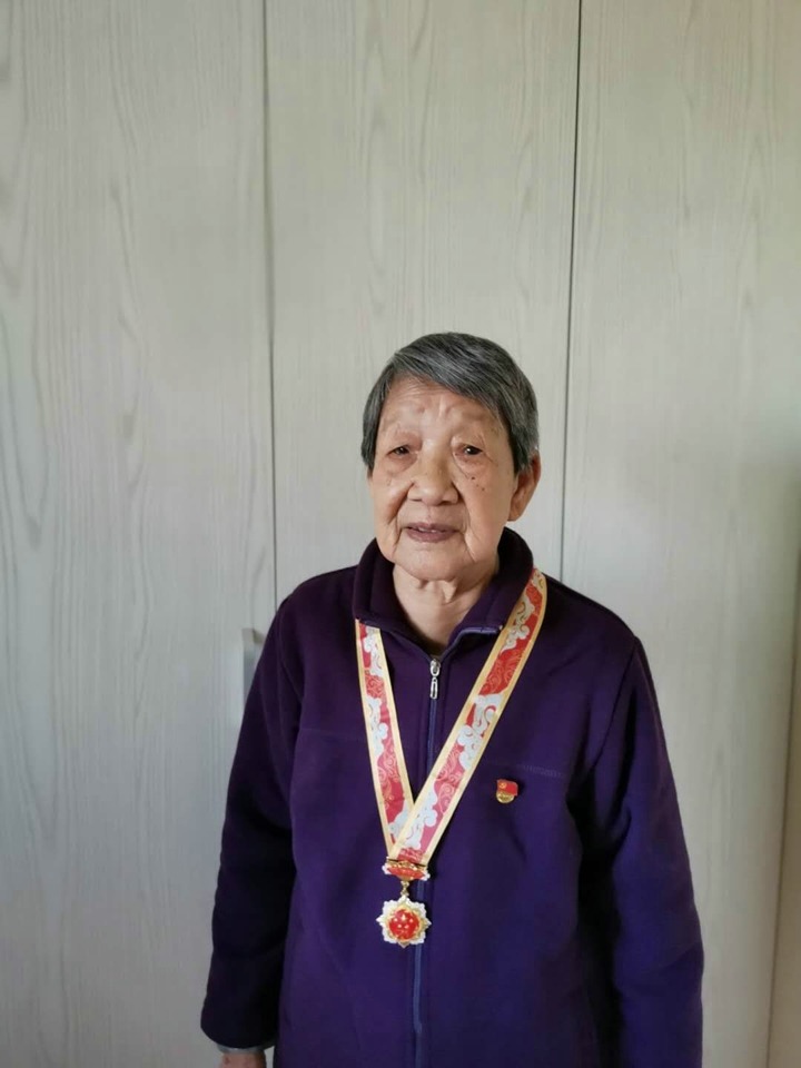 煤炭供销公司两名高龄离休老党员划分捐钱1万元助力疫情防控事情