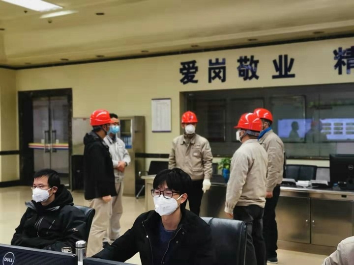 万众一心共克时艰，，，，，，，，众志成城战胜疫情