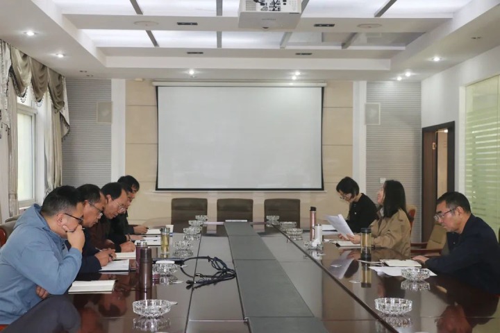 云煤（南宫ng28）集团党委委员、财务总监莫晓丹到天井煤矿有限公司调研