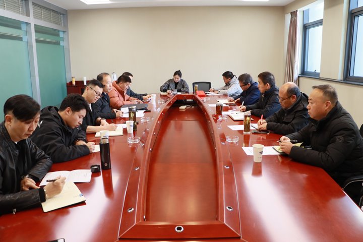 云煤集团召开墟落振兴驻村帮扶事情座谈会